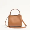 Valentino Garavani Alltime kleine Handtasche aus genarbtem Kalbsleder mit besticktem Schulterriemen Valentino Garavani Alltime kleine Handtasche aus genarbtem Kalbsleder mit besticktem Schulterriemen