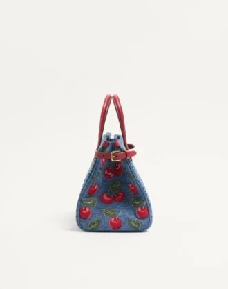 Valentino Garavani Antibes Kleine Einkaufstasche aus Denim mit Cherryfic-Stickerei