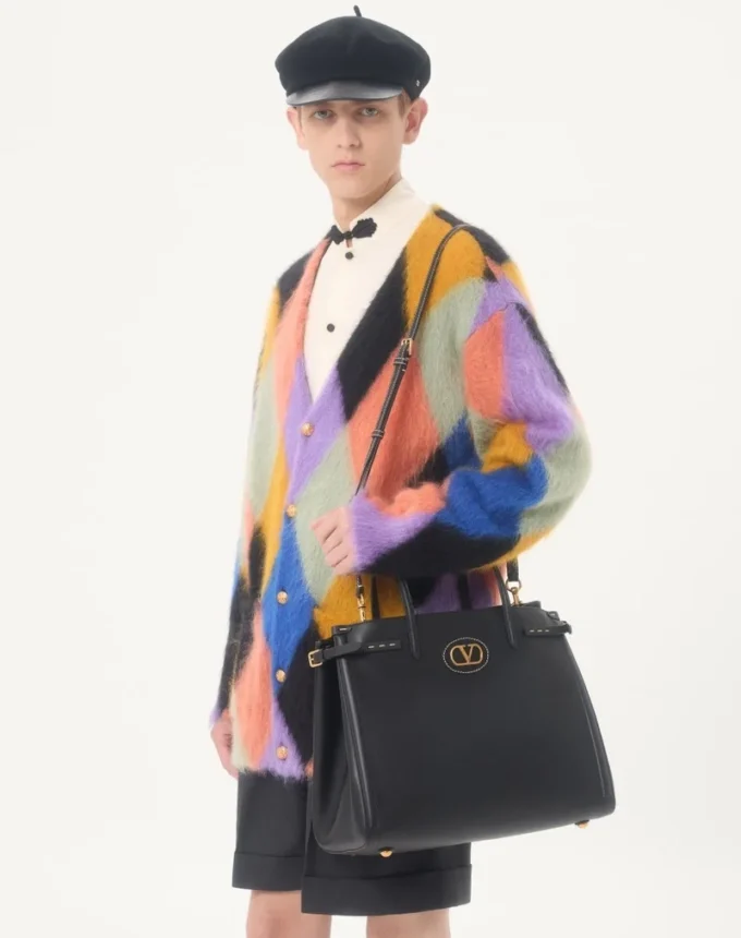 Valentino Garavani Antibes Medium Ledertasche Valentino Garavani Antibes Medium Ledertasche
