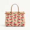 Valentino Garavani Antibes Medium Shopping Bag aus Jacquard-Raffia mit Cherryfic-Motiv Valentino Garavani Antibes Medium Shopping Bag aus Jacquard-Raffia mit Cherryfic-Motiv