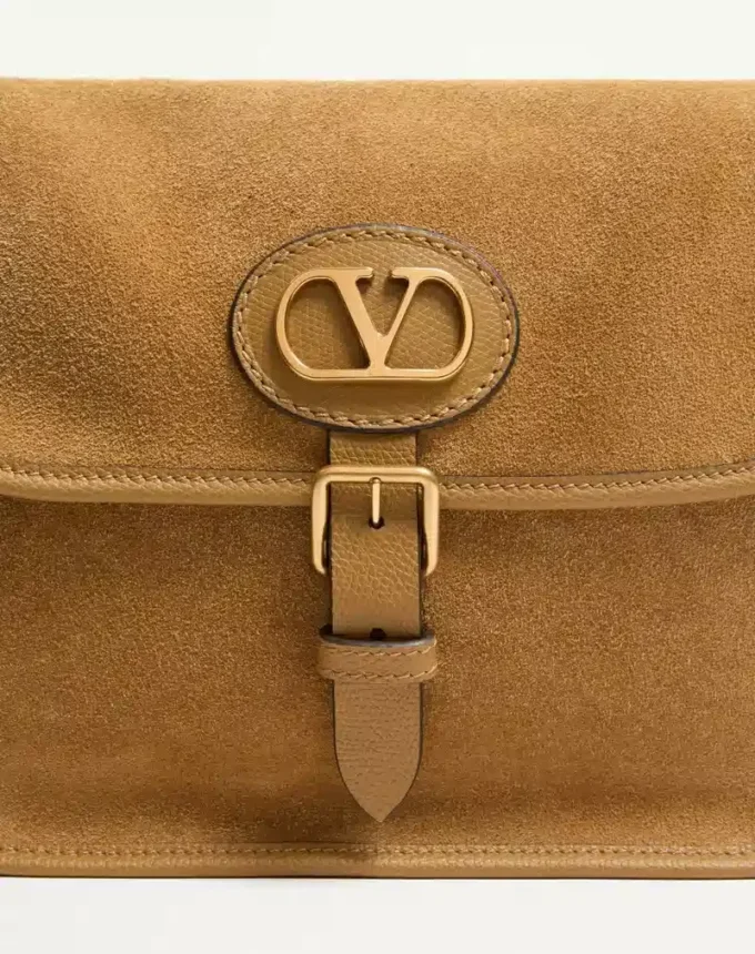 Valentino Garavani Antibes Schultertasche aus Wildleder Valentino Garavani Antibes Schultertasche aus Wildleder