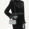 Valentino Garavani Carry Secrets Minaudiere mit Strasssteinen Valentino Garavani Carry Secrets Minaudiere mit Strasssteinen