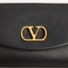 Valentino Garavani DeVain Kleine Nappa-Umhängetasche Valentino Garavani DeVain Kleine Nappa-Umhängetasche