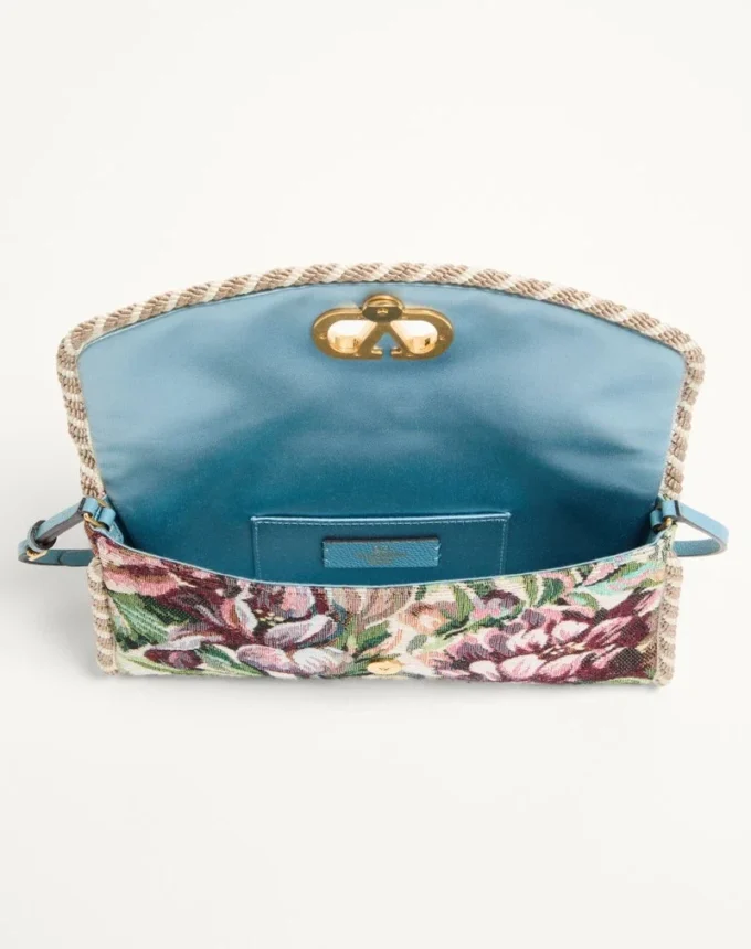 Valentino Garavani DeVain Kleine Umhängetasche aus Voyage Imaginaire Jacquard-Stoff Valentino Garavani DeVain Kleine Umhängetasche aus Voyage Imaginaire Jacquard-Stoff