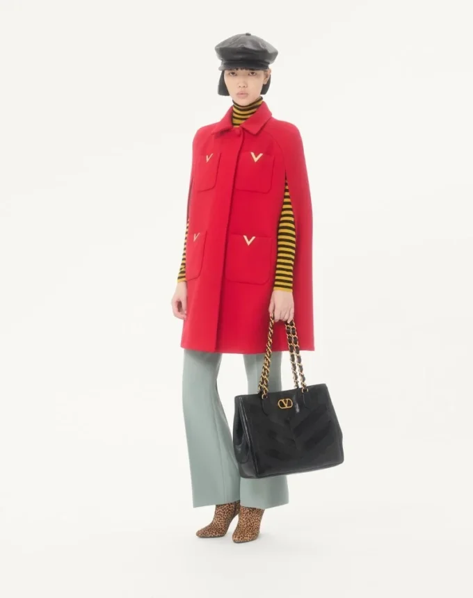 Valentino Garavani Laseine Shopping Bag aus Nappaleder mit Chevron-Muster Valentino Garavani Laseine Shopping Bag aus Nappaleder mit Chevron-Muster