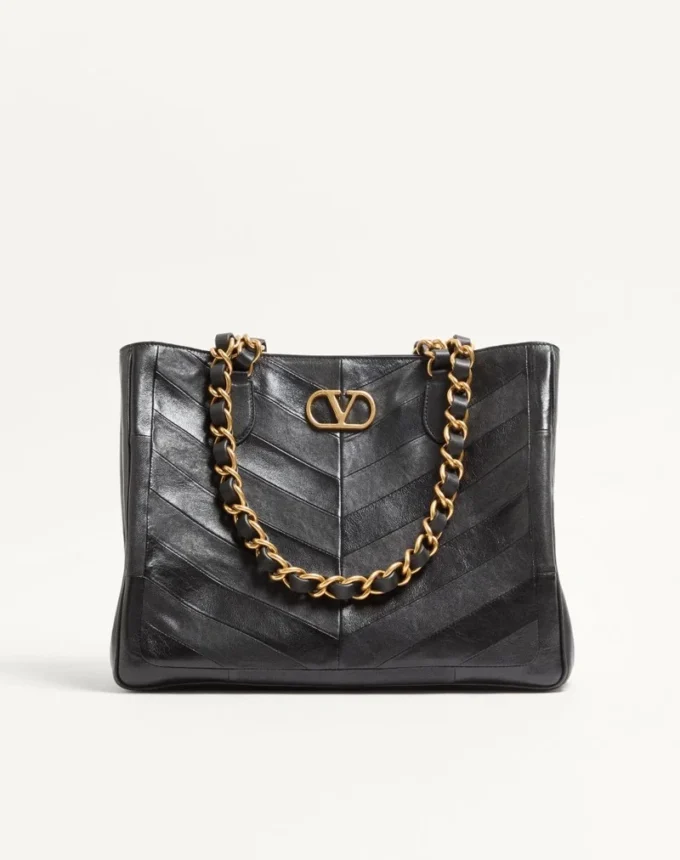 Valentino Garavani Laseine Shopping Bag aus Nappaleder mit Chevron-Muster Valentino Garavani Laseine Shopping Bag aus Nappaleder mit Chevron-Muster