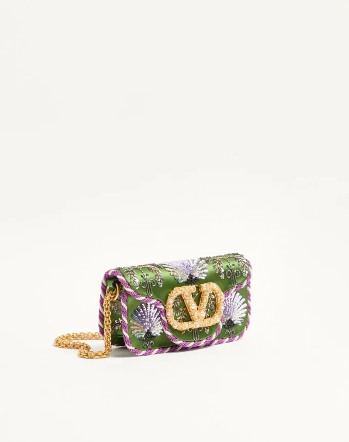 Valentino Garavani Locò Kleine bestickte Umhängetasche mit Juwelenlogo Valentino Garavani Locò Kleine bestickte Umhängetasche mit Juwelenlogo