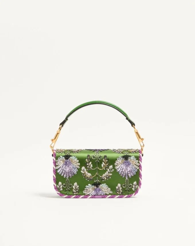 Valentino Garavani Locò Kleine bestickte Umhängetasche mit Juwelenlogo Valentino Garavani Locò Kleine bestickte Umhängetasche mit Juwelenlogo