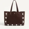 Valentino Garavani Medium Nellcôte Shopping Bag aus Wildleder Valentino Garavani Medium Nellcôte Shopping Bag aus Wildleder