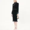 Valentino Garavani Minaumorphe Minaudière aus Metall mit Swarovski®-Kristallen und Satinbeutel Valentino Garavani Minaumorphe Minaudière aus Metall mit Swarovski®-Kristallen und Satinbeutel