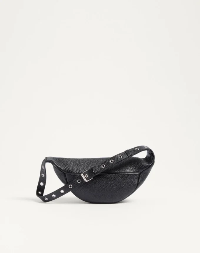 Valentino Garavani Nellcôte Gürteltasche aus genarbtem Kalbsleder Valentino Garavani Nellcôte Gürteltasche aus genarbtem Kalbsleder