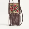 Valentino Garavani Nellcôte Kleine Schultertasche aus Jacquard-Raffia mit Cherryfic-Muster Valentino Garavani Nellcôte Kleine Schultertasche aus Jacquard-Raffia mit Cherryfic-Muster