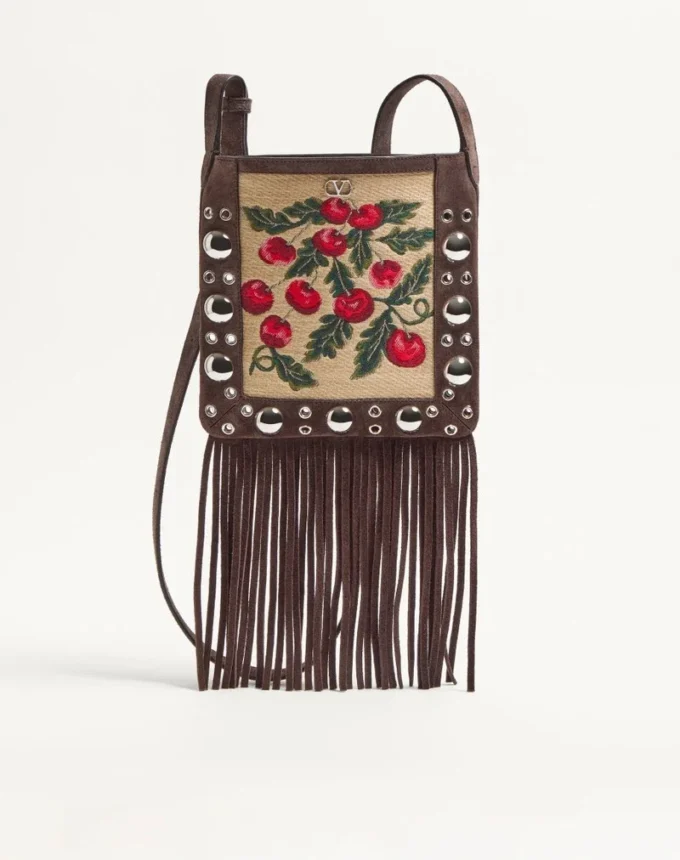 Valentino Garavani Nellcôte Kleine Schultertasche aus Jacquard-Raffia mit Cherryfic-Muster Valentino Garavani Nellcôte Kleine Schultertasche aus Jacquard-Raffia mit Cherryfic-Muster