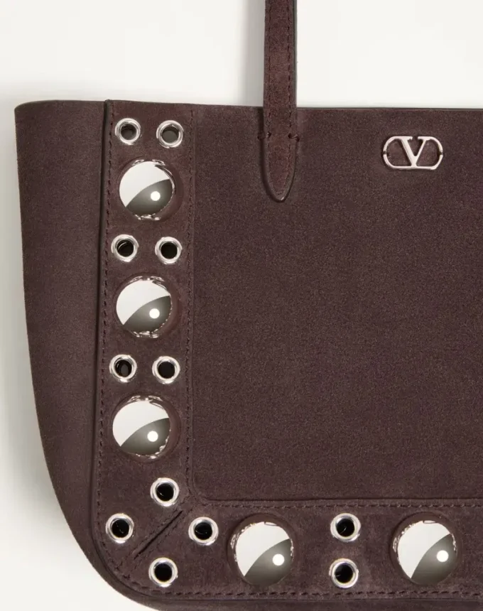 Valentino Garavani Nellcôte Mini-Einkaufstasche aus Wildleder Valentino Garavani Nellcôte Mini-Einkaufstasche aus Wildleder