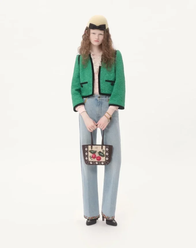 Valentino Garavani Nellcôte Mini-Einkaufstasche mit Stickerei Valentino Garavani Nellcôte Mini-Einkaufstasche mit Stickerei
