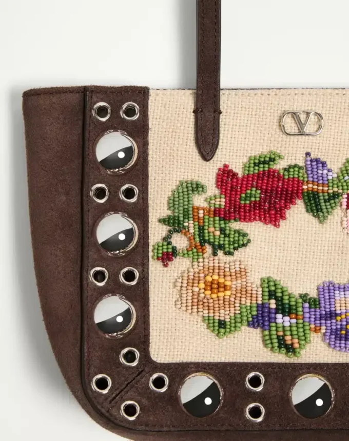 Valentino Garavani Nellcôte Mini-Einkaufstasche mit Stickerei Valentino Garavani Nellcôte Mini-Einkaufstasche mit Stickerei