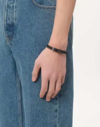 Valentino Garavani Ovalette Armband aus Kalbsleder Valentino Garavani Ovalette Armband aus Kalbsleder