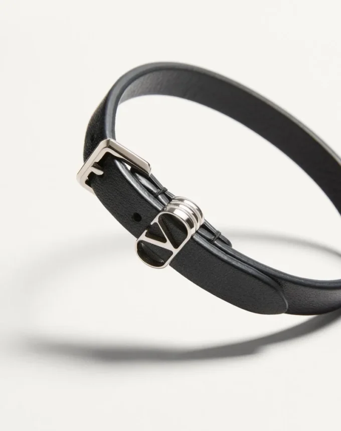 Valentino Garavani Ovalette Armband aus Kalbsleder Valentino Garavani Ovalette Armband aus Kalbsleder