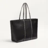 Valentino Garavani Rockstud Shopping Bag aus genarbtem Kalbsleder Valentino Garavani Rockstud Shopping Bag aus genarbtem Kalbsleder