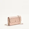 Valentino Garavani Rockstud Spike Schultertasche aus laminiertem Nappaleder Valentino Garavani Rockstud Spike Schultertasche aus laminiertem Nappaleder