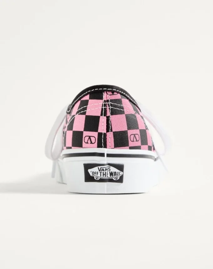 Valentino Garavani und Vans Low-Top-Sneaker aus Stoff mit VLogo-Schachbrettmuster Valentino Garavani und Vans Low-Top-Sneaker aus Stoff mit VLogo-Schachbrettmuster