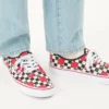 Valentino Garavani und Vans Low-Top-Sneaker aus Stoff mit VLogo-Schachbrettmuster und Polka-Dot-Detail Valentino Garavani und Vans Low-Top-Sneaker aus Stoff mit VLogo-Schachbrettmuster und Polka-Dot-Detail