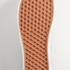 Valentino Garavani und Vans Low-Top-Sneaker aus Stoff mit VLogo-Schachbrettmuster und Polka-Dot-Detail Valentino Garavani und Vans Low-Top-Sneaker aus Stoff mit VLogo-Schachbrettmuster und Polka-Dot-Detail