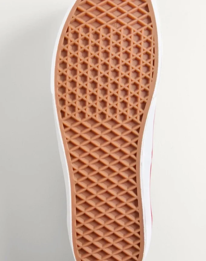 Valentino Garavani und Vans Low-Top-Sneaker aus Stoff mit VLogo-Schachbrettmuster und Polka-Dot-Detail Valentino Garavani und Vans Low-Top-Sneaker aus Stoff mit VLogo-Schachbrettmuster und Polka-Dot-Detail