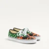 Valentino Garavani und Vans Low-Top-Stoff-Sneaker mit VLogo-Schachbrettmuster und tropischem Blattmuster Valentino Garavani und Vans Low-Top-Stoff-Sneaker mit VLogo-Schachbrettmuster und tropischem Blattmuster