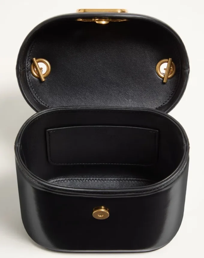 Valentino Garavani Vain Kosmetiktasche aus glänzendem Kalbsleder Valentino Garavani Vain Kosmetiktasche aus glänzendem Kalbsleder