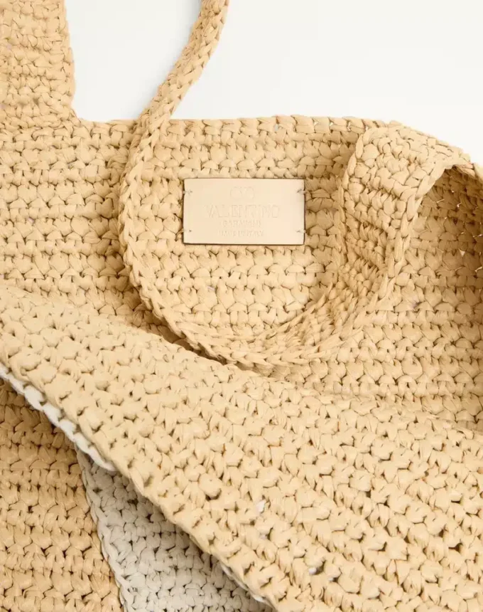 Valentino Garavani Viva Superstar Große Einkaufstasche aus Raffia Valentino Garavani Viva Superstar Große Einkaufstasche aus Raffia