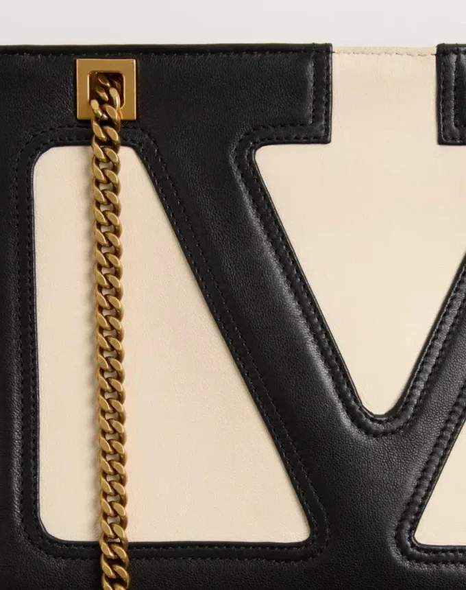 Valentino Garavani Viva Superstar Kleine Einkaufstasche aus Nappaleder Valentino Garavani Viva Superstar Kleine Einkaufstasche aus Nappaleder