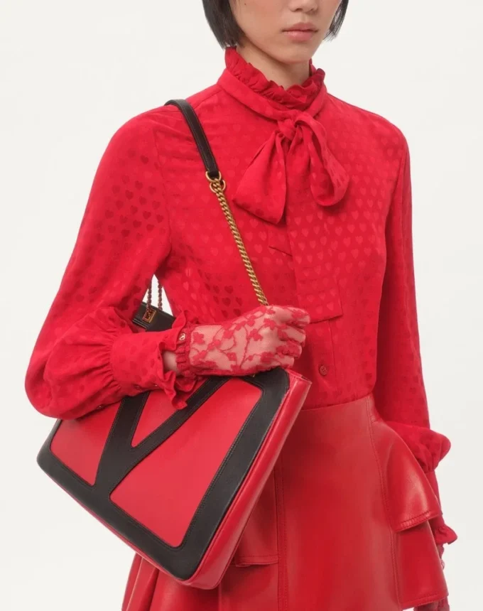 Valentino Garavani Viva Superstar Medium Nappa-Leder-Einkaufstasche Valentino Garavani Viva Superstar Medium Nappa-Leder-Einkaufstasche