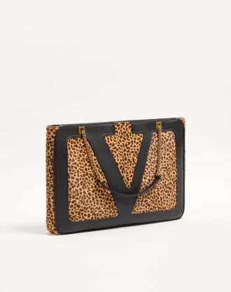 Valentino Garavani Viva Superstar Medium Shopping Bag aus Kalbsleder mit Pony-Effekt