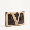 Valentino Garavani Viva Superstar Medium Shopping Bag aus Lammfell. Valentino Garavani Viva Superstar Medium Shopping Bag aus Lammfell.