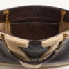 Valentino Garavani Viva Superstar Medium Shopping Bag aus Lammfell. Valentino Garavani Viva Superstar Medium Shopping Bag aus Lammfell.