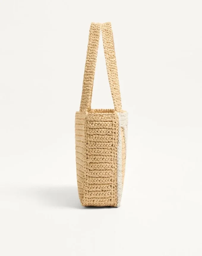 Valentino Garavani Viva Superstar Medium Shopping Bag aus Raffia Valentino Garavani Viva Superstar Medium Shopping Bag aus Raffia