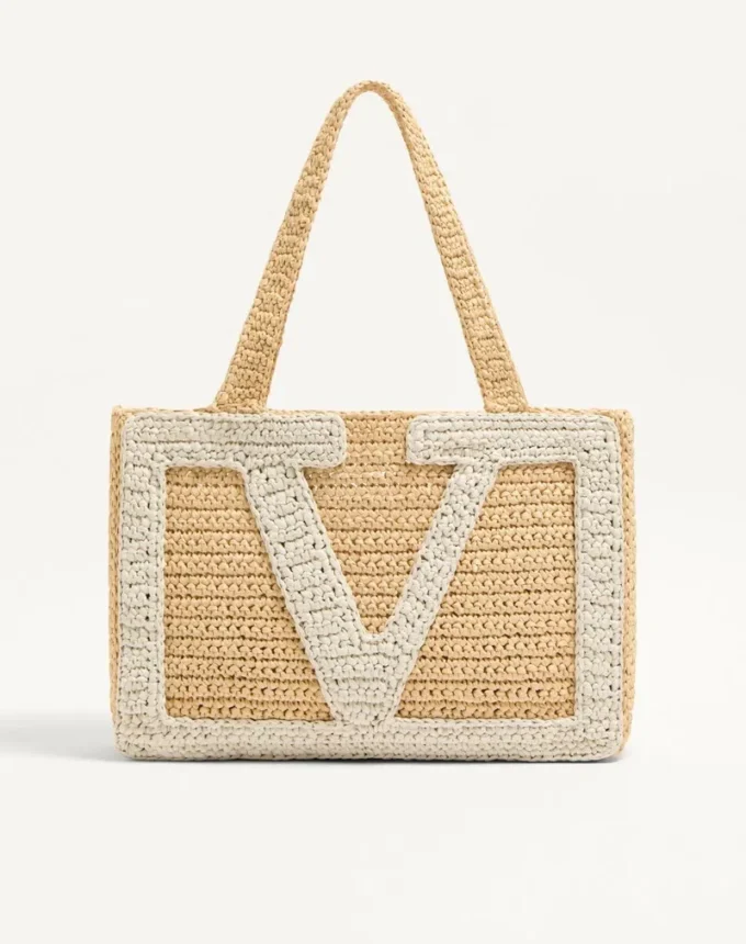 Valentino Garavani Viva Superstar Medium Shopping Bag aus Raffia Valentino Garavani Viva Superstar Medium Shopping Bag aus Raffia