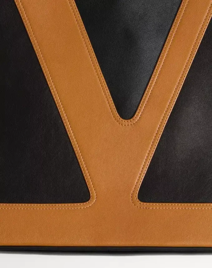 Valentino Garavani Viva Superstar Shopper aus Nappaleder Valentino Garavani Viva Superstar Shopper aus Nappaleder