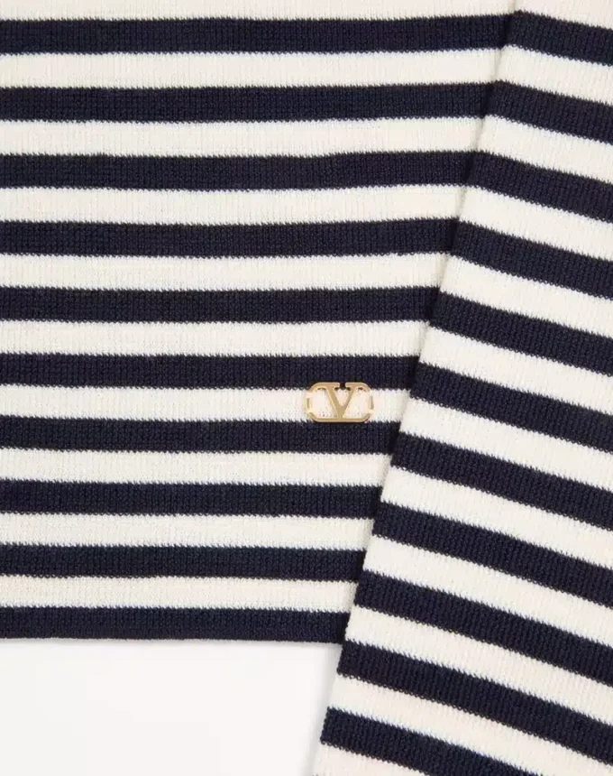 Valentino Rollkragenpullover aus Wolle mit Vlogo-Patch Valentino Rollkragenpullover aus Wolle mit Vlogo-Patch