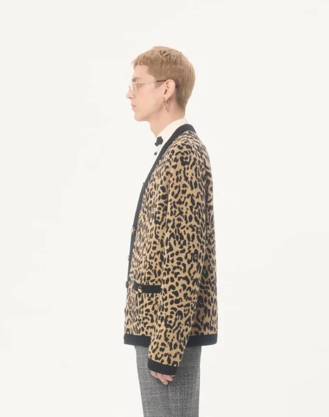 Valentino Wollcardigan mit Fauve Eclat Animal Print Jacquard Valentino Wollcardigan mit Fauve Eclat Animal Print Jacquard