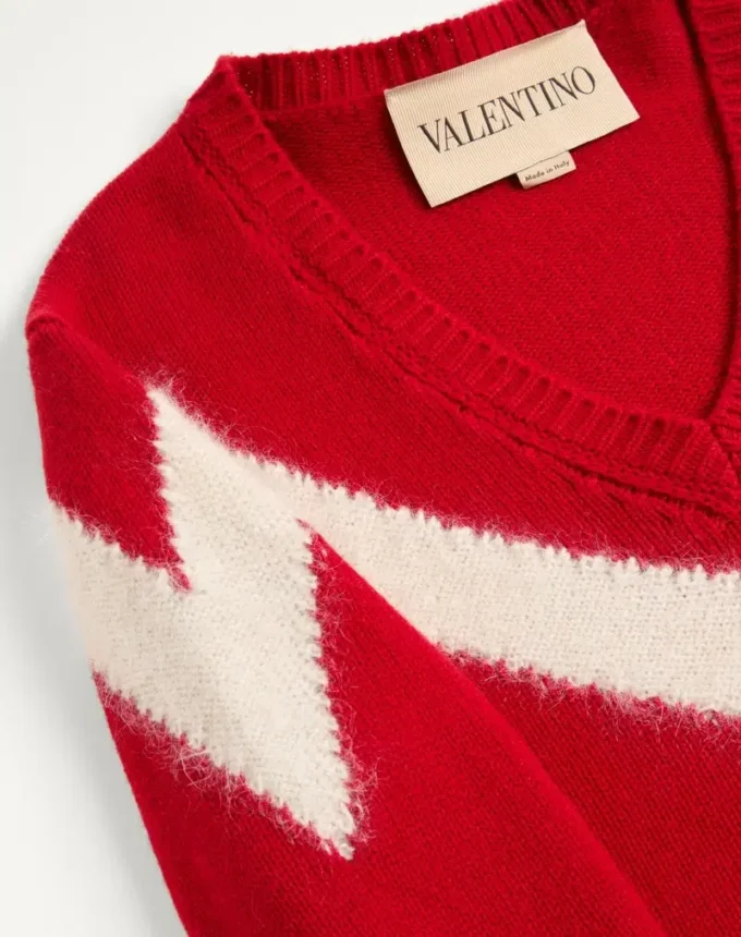 Valentino Wollpullover mit VLogo-Schleife auf der Rückseite Valentino Wollpullover mit VLogo-Schleife auf der Rückseite
