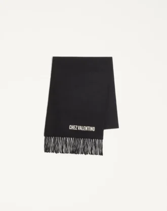 Valentino Wollschal mit Chez Valentino-Stickerei