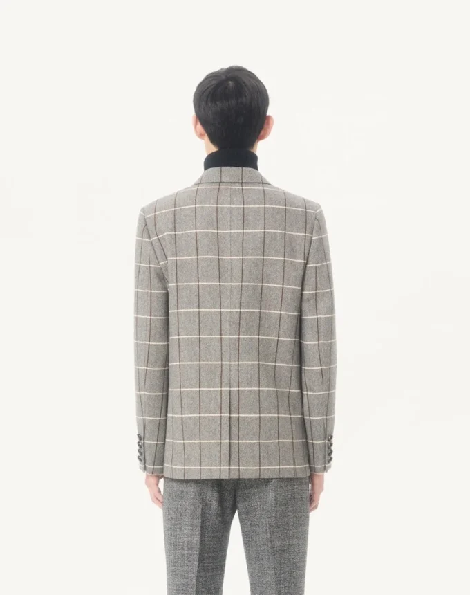 Valentino Zweireihige Wolljacke mit Karomuster Valentino Zweireihige Wolljacke mit Karomuster
