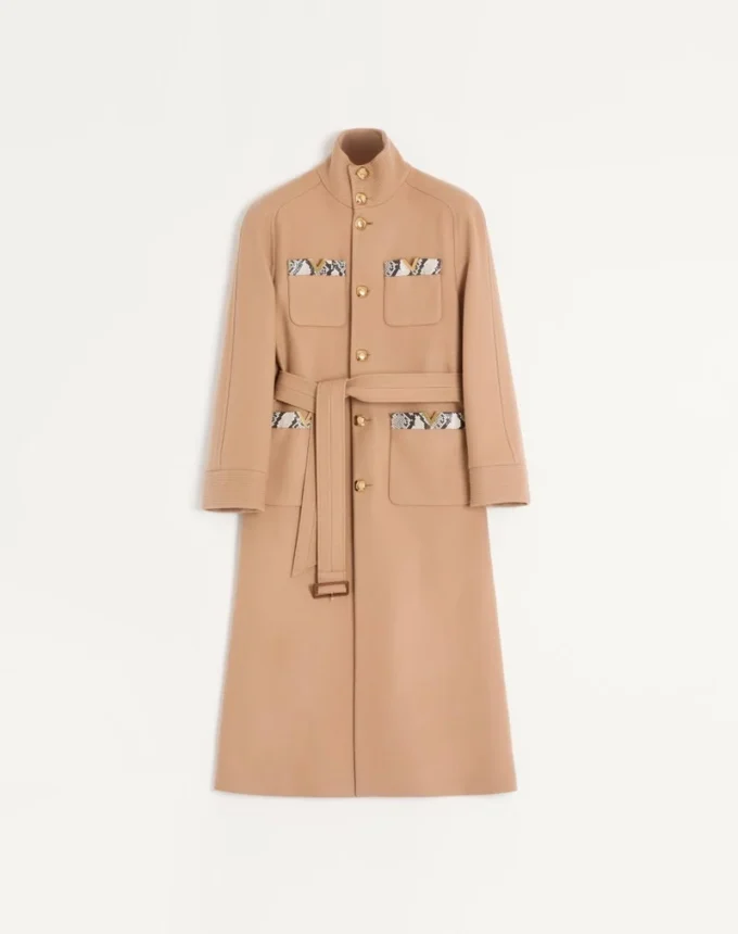 Valentino Zweireihiger Trenchcoat aus Wollfilz mit Ayers-Einsätzen Valentino Zweireihiger Trenchcoat aus Wollfilz mit Ayers-Einsätzen