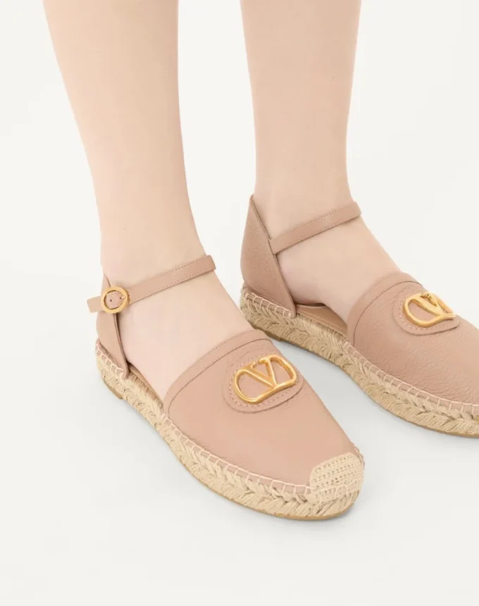 Vlogo Signature Ballerina aus genarbtem Kalbsleder 25 mm Vlogo Signature Ballerina aus genarbtem Kalbsleder 25 mm