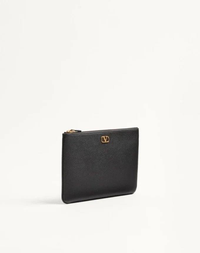 Vlogo Signature Clutch aus genarbtem Kalbsleder Vlogo Signature Clutch aus genarbtem Kalbsleder