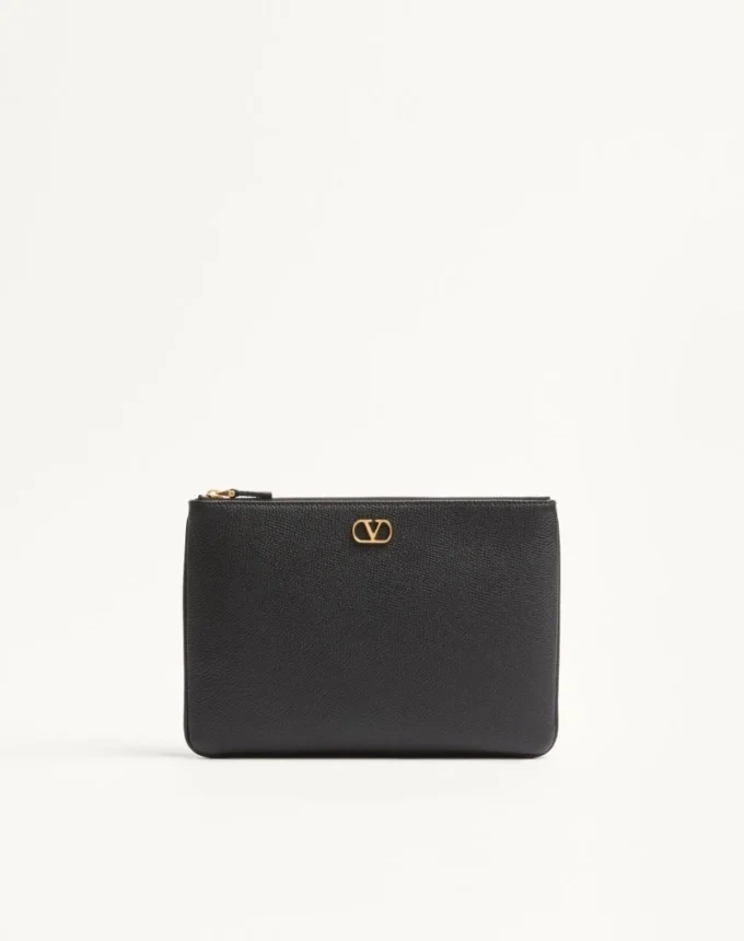 Vlogo Signature Clutch aus genarbtem Kalbsleder Vlogo Signature Clutch aus genarbtem Kalbsleder