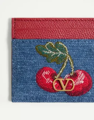Vlogo Signature Denim-Kartenetui mit Cherryfic-Stickerei