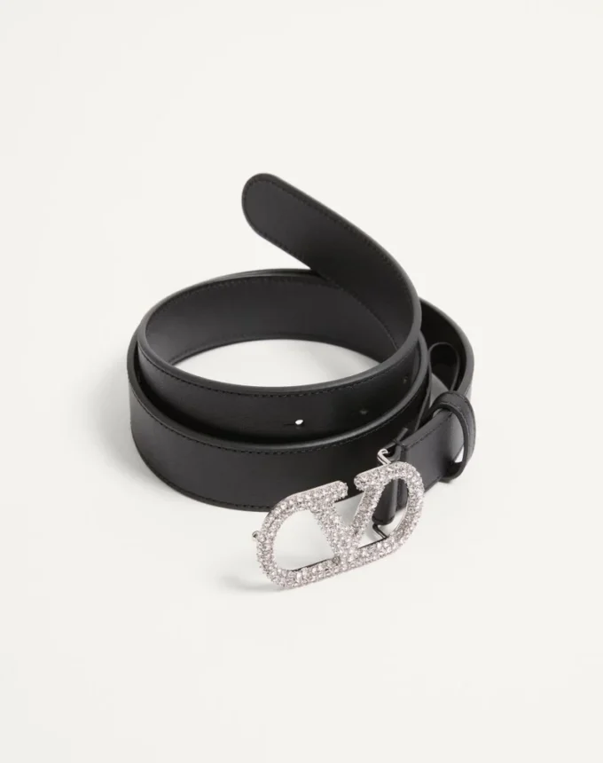 VLogo Signature Gürtel aus glänzendem Kalbsleder mit Kristallen 30 mm VLogo Signature Gürtel aus glänzendem Kalbsleder mit Kristallen 30 mm